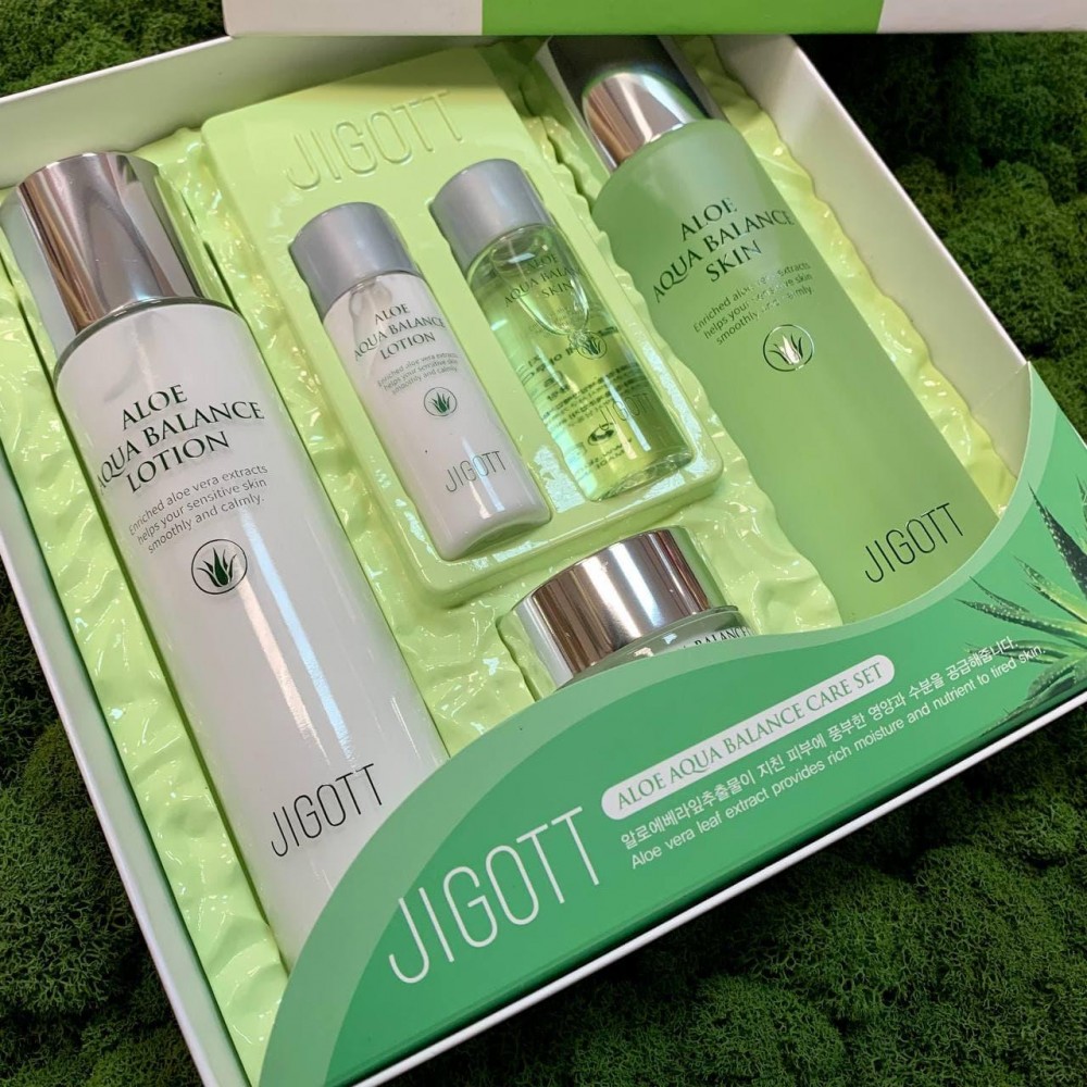 Набор увлажняющей косметики для лица с алоэ Jigott Aloe Aqua Balance Skin Care 3 Set