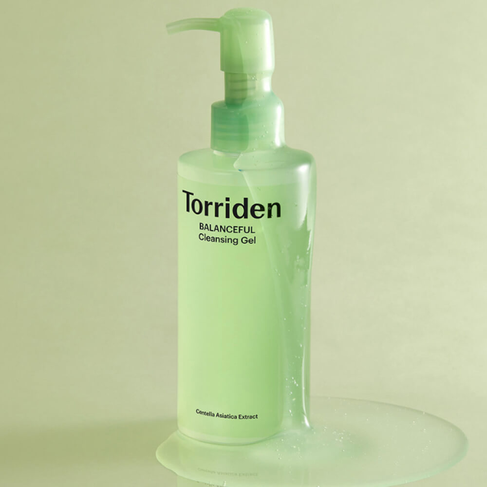 Мягкий гель для умывания с CICA-комплексом Torriden Balanceful Cica Cleansing Gel 200мл Мягкий гель для умывания с CICA-комплексом Torriden Balanceful Cica Cleansing Gel 200мл