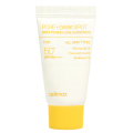 Мини Осветляющий солнцезащитный крем Celimax Pore+Dark Spot Brightening Care Sunscreen SPF50+ PA++++, 10мл