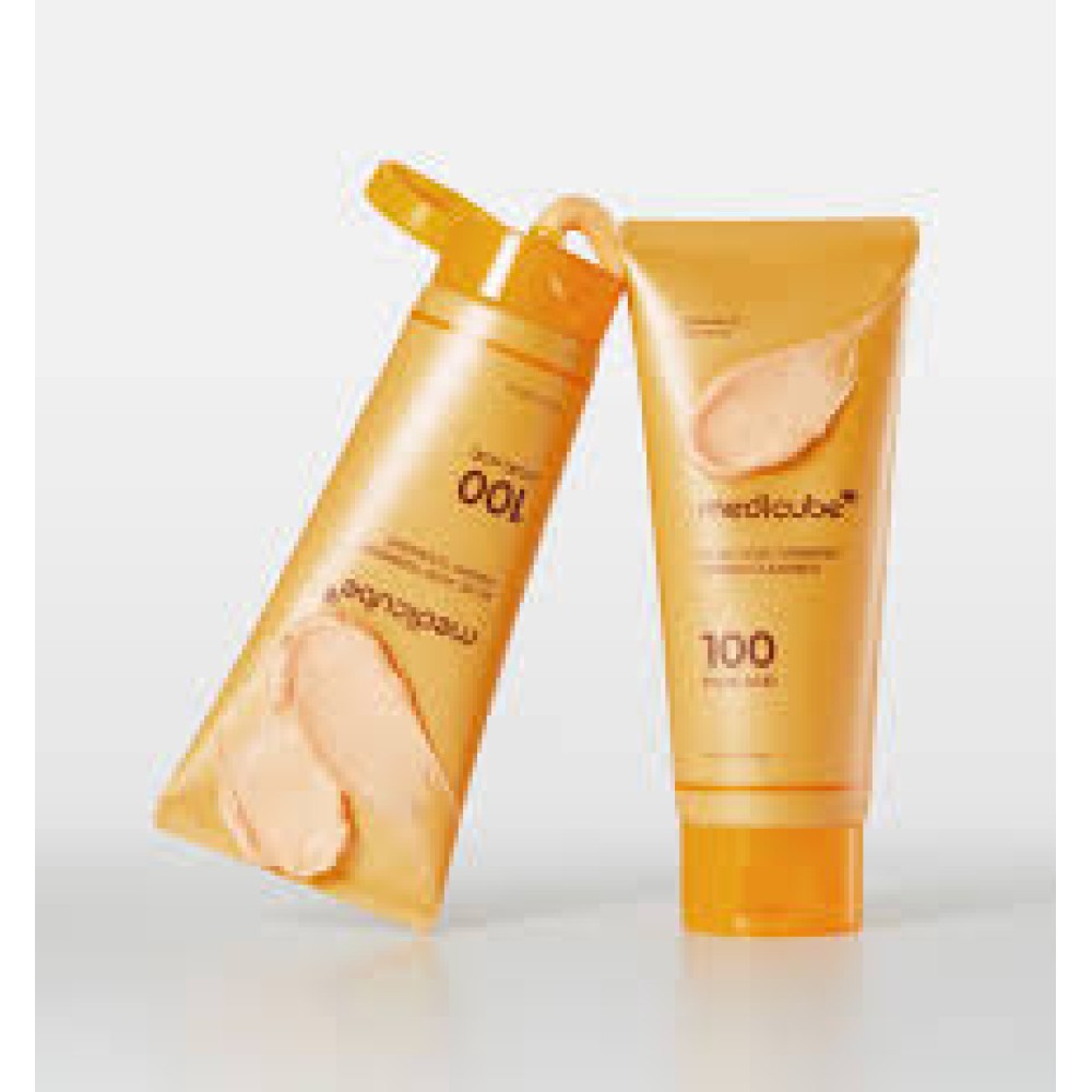 Пенка для умывания с койевой кислотой и куркумой MEDICUBE Kojic Acid Turmeric Toning Cleanser, 120 мл