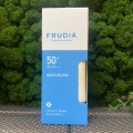 Увлажняющий солнцезащитный крем-эссенция Frudia Ultra UV Shield Sun Essence (SPF50+ PA++++)