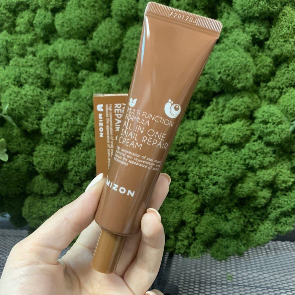 Крем для лица Mizon In One Snail Repair Cream с муцином улитки 35 мл Крем для лица Mizon In One Snail Repair Cream с муцином улитки 35 мл