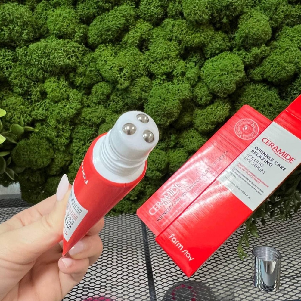 Сыворотка-роллер с керамидами для кожи вокруг глаз FARMSTAY Ceramide Wrinkle Care Relaxing Rolling Eye Serum