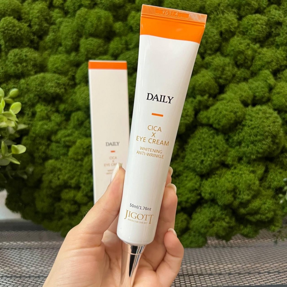 Крем для кожи вокруг глаз с центеллой азиатской Jigott Daily Real Cica Eye Cream
