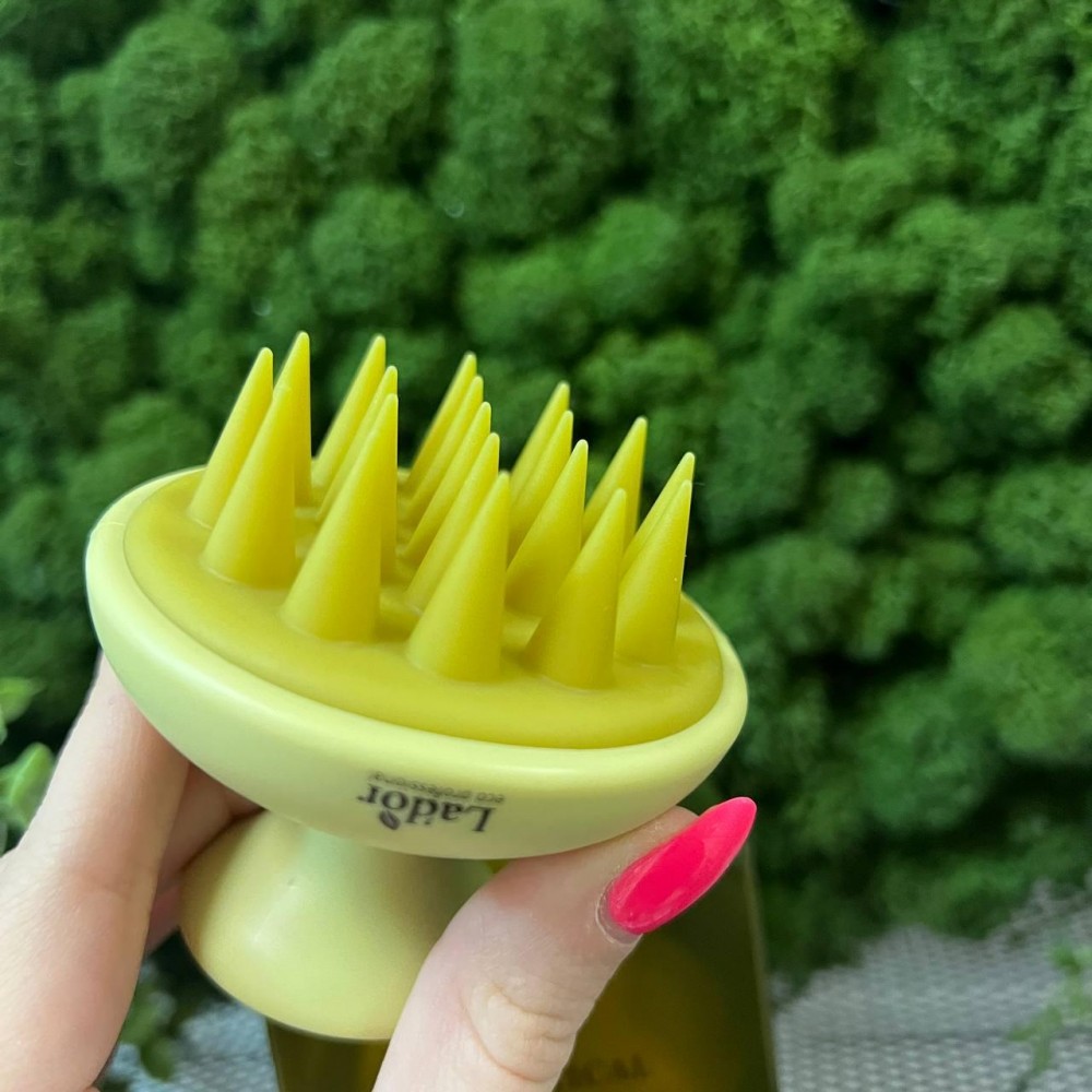 Массажная щётка для кожи головы Lador Dermatical Shampoo Brush Массажная щётка для кожи головы Lador Dermatical Shampoo Brush