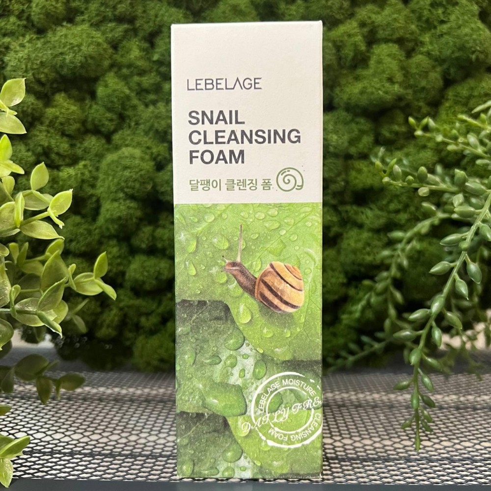 Пенка для умывания с муцином улитки Lebelage Snail Cleansing Foam, 100мл