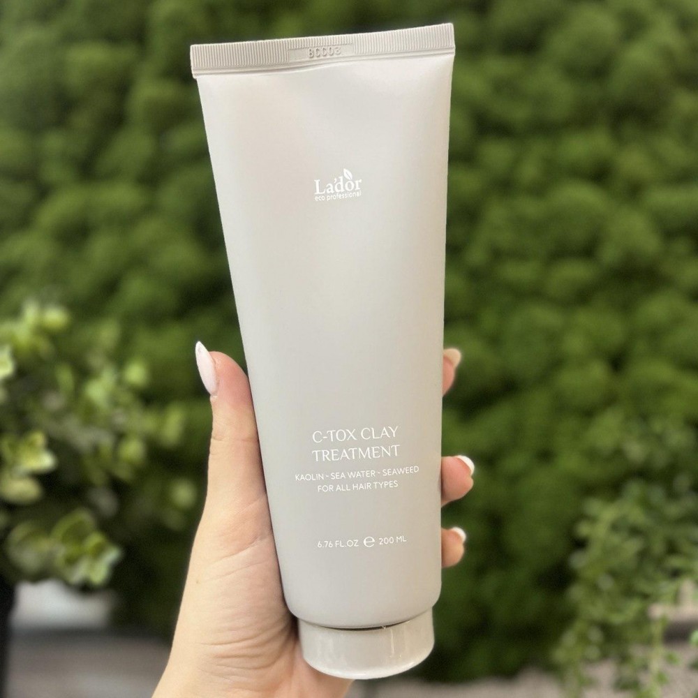 Маска-детокс для кожи головы и волос LA'DOR C-TOX CLAY TREATMENT, 200мл Маска-детокс для кожи головы и волос LA'DOR C-TOX CLAY TREATMENT, 200мл