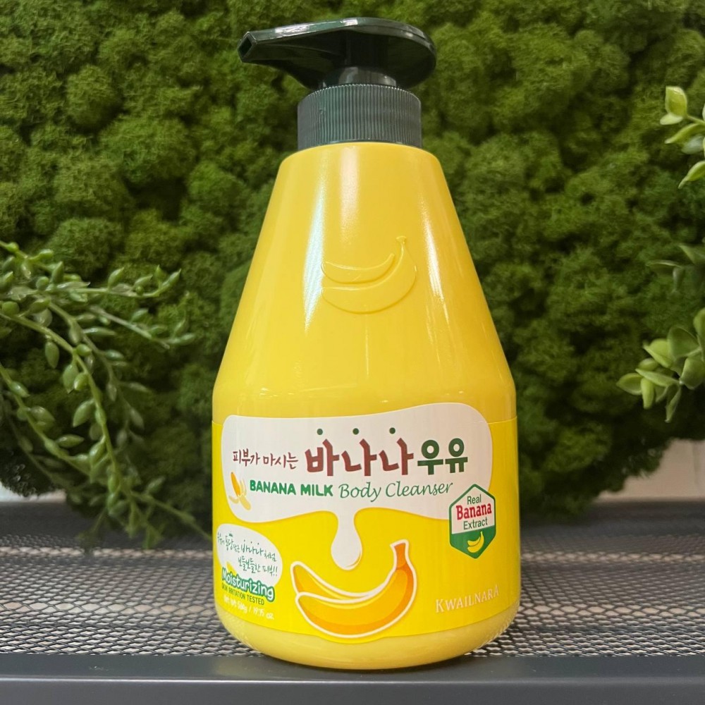 Гель для душа банановый Kwailnara Banana Milk Body Cleanser, 560мл