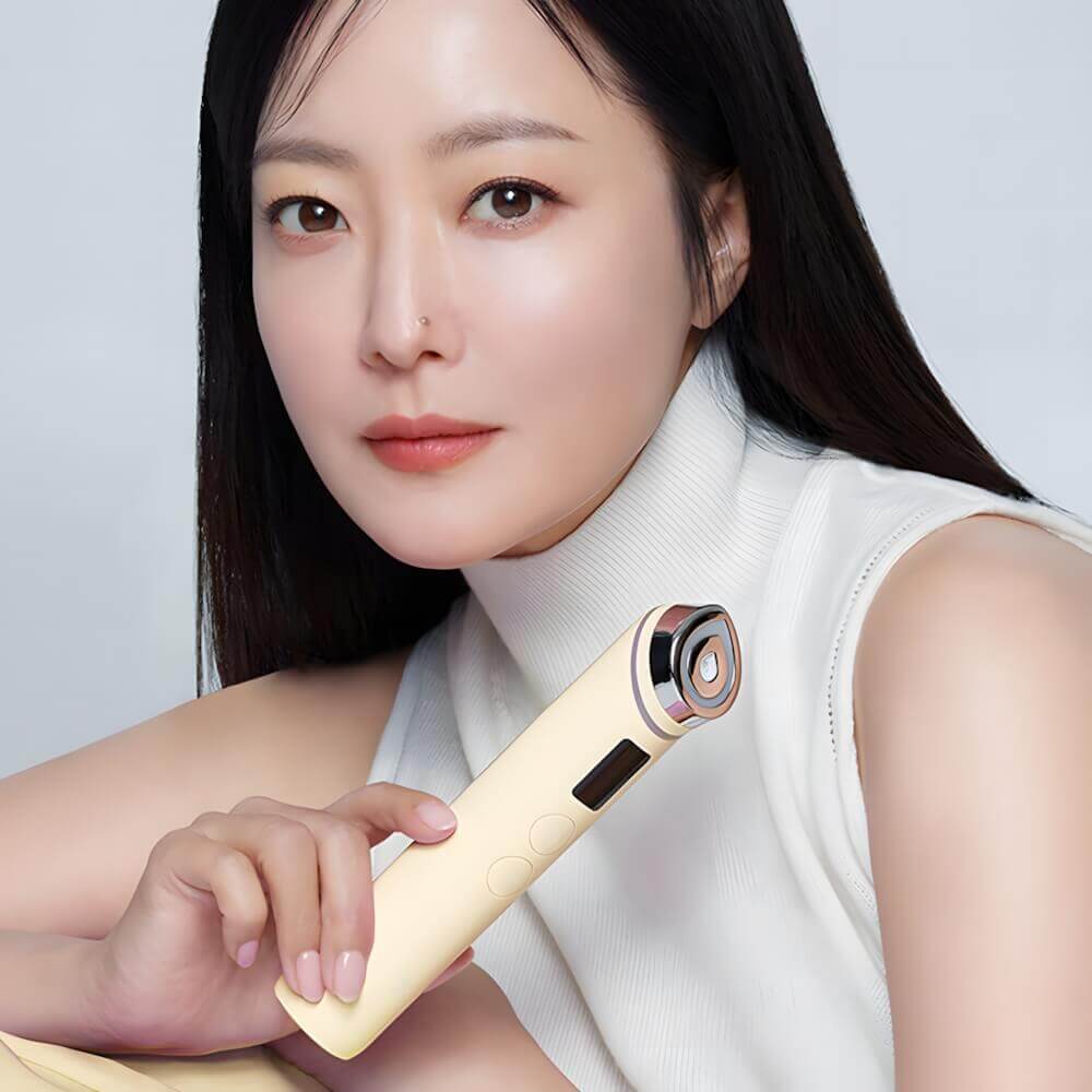 Микротоковый аппарат для ухода за кожей medicube AGE-R Booster Pro Yellow