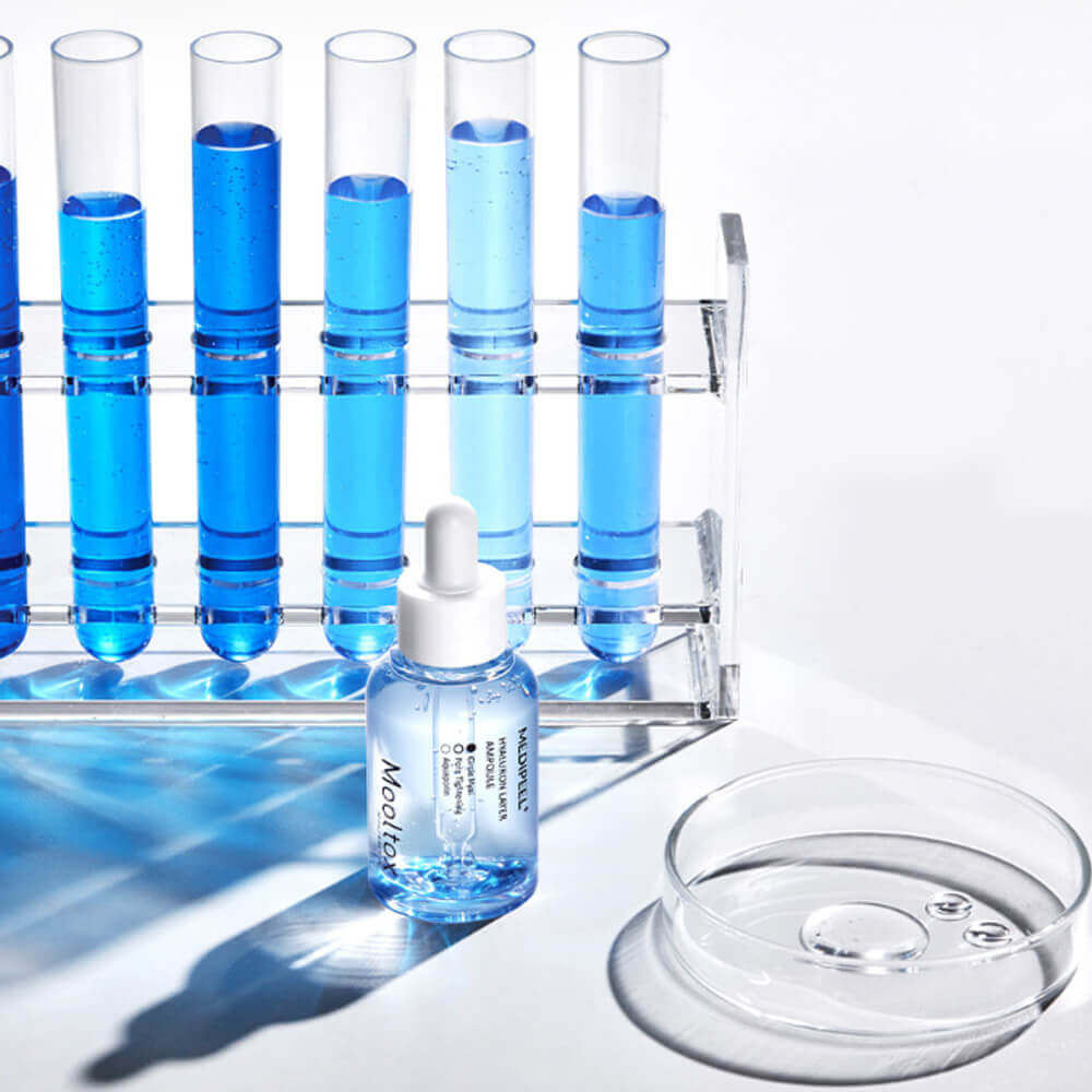 Ультраувлажняющая ампула для упругости кожи MEDIPEEL Hyaluronic Acid Layer Mooltox Ampoule
