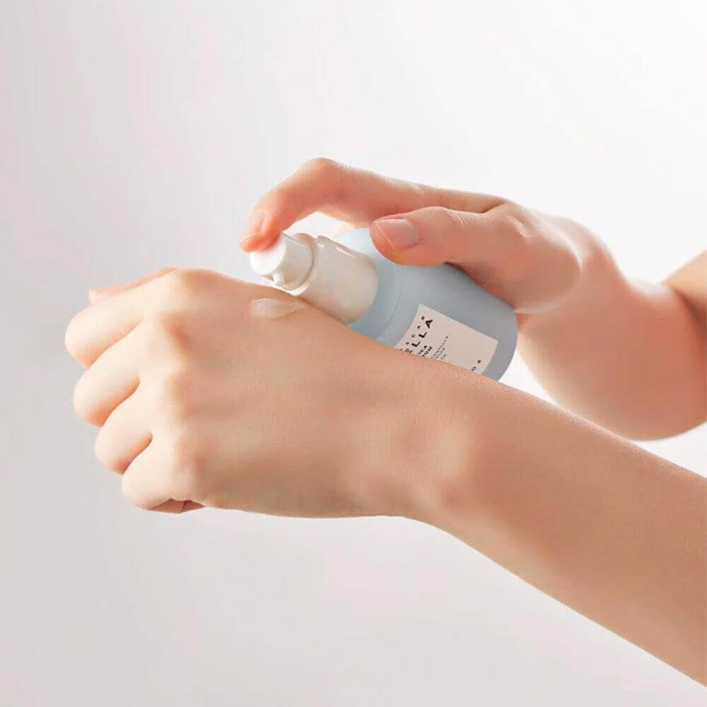 Увлажняющая сыворотка с центеллой SKIN1004 Madagascar Centella Hyalu-Cica Blue Serum 30 мл Увлажняющая сыворотка с центеллой SKIN1004 Madagascar Centella Hyalu-Cica Blue Serum 30 мл