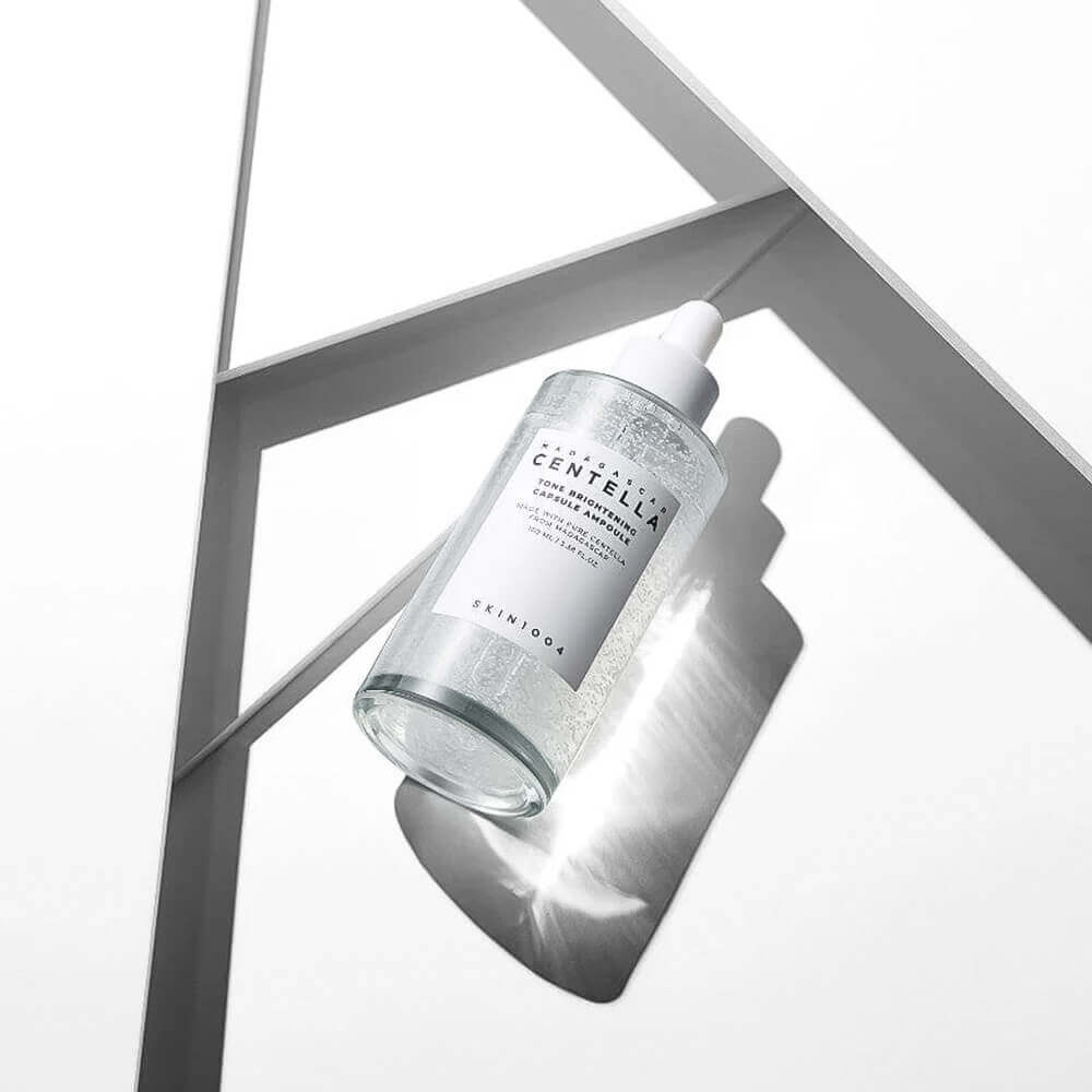 Осветляющая капсульная ампула SKIN1004 Madagascar Centella Tone Brightening Capsule Ampoule 30 мл Осветляющая капсульная ампула SKIN1004 Madagascar Centella Tone Brightening Capsule Ampoule 30 мл