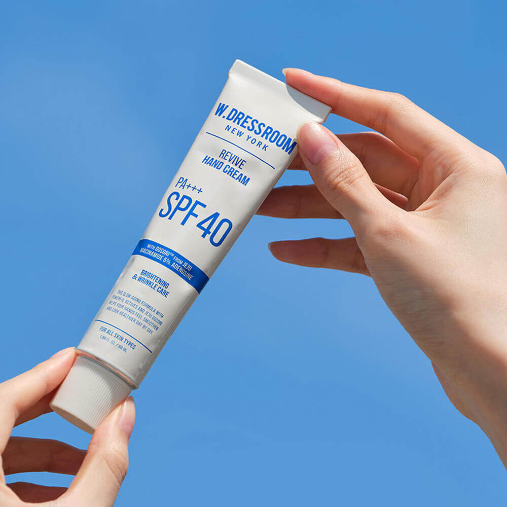 Солнцезащитный крем для рук W.Dressroom Revive Hand Cream SPF40 PA+++