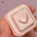 Компактный хайлайтер для лица colorgram Milk Bling Heartlighter 02 Pink Heart