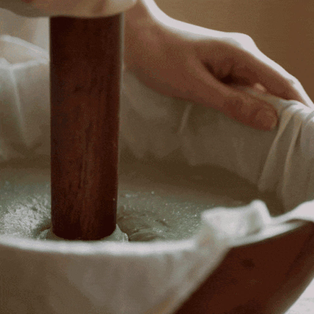 Очищающее средство с зелёным чаем и центеллой Arencia Fresh Green Rice Mochi Cleanser Очищающее средство с зелёным чаем и центеллой Arencia Fresh Green Rice Mochi Cleanser