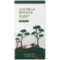 Солнцезащитный стик с экстрактом сосны Round Lab Pine Calming Cica Airy Sun Stick SPF50+ PA++++