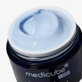 Лёгкий матирующий крем для жирной кожи medicube Zero Pore One Day Cream