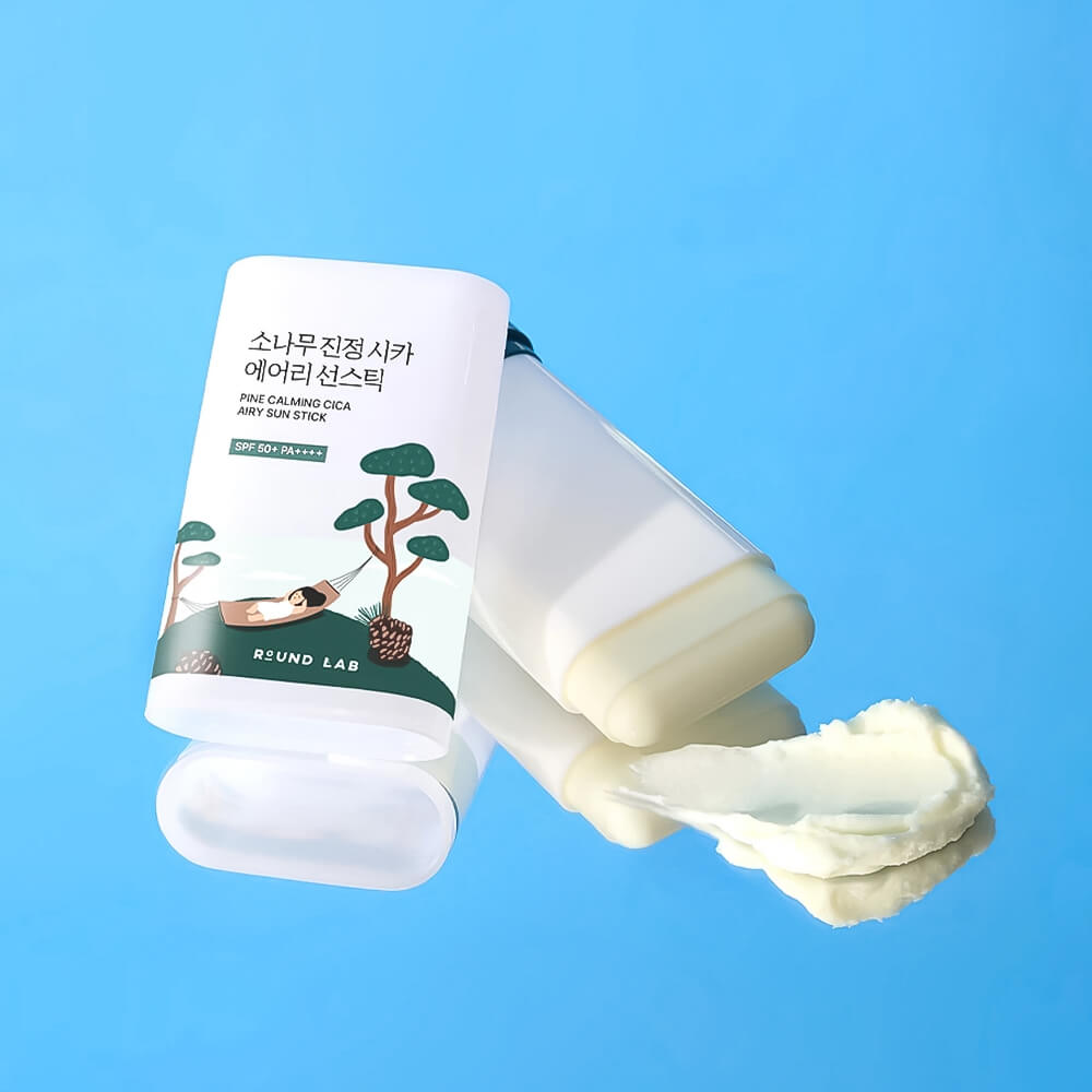 Солнцезащитный стик с экстрактом сосны Round Lab Pine Calming Cica Airy Sun Stick SPF50+ PA++++